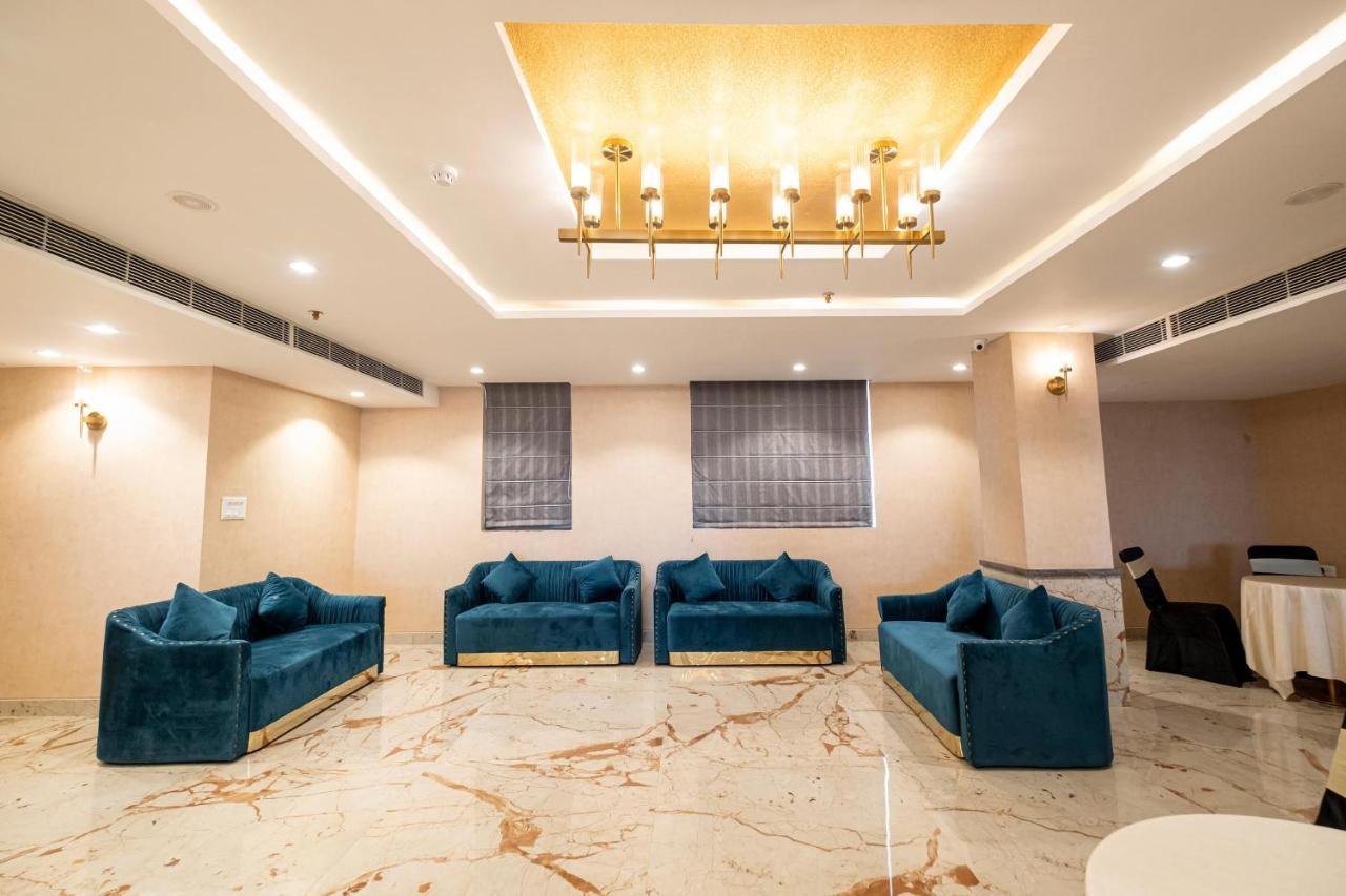 The Bastion Hotel Bhopal Buitenkant foto