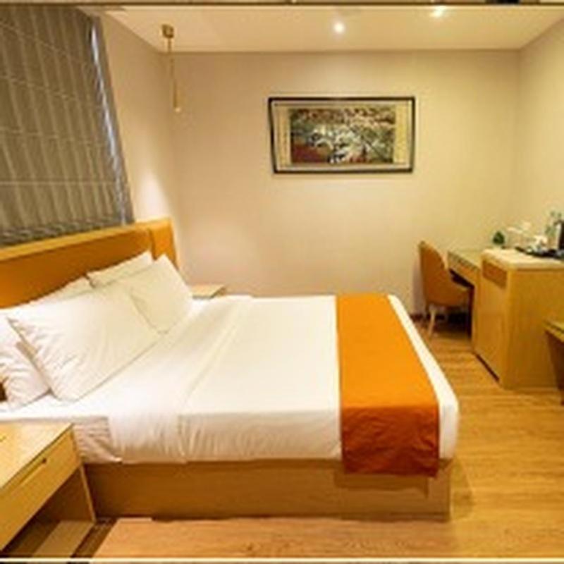 The Bastion Hotel Bhopal Buitenkant foto